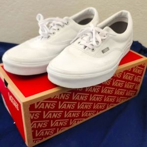 Vans white canvas shoes size 10
